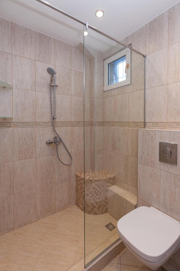 בורגאס Central Beach Guest Rooms מראה חיצוני תמונה