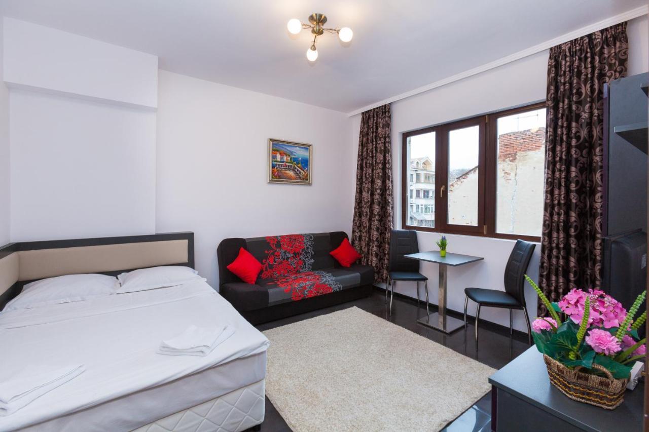 בורגאס Central Beach Guest Rooms מראה חיצוני תמונה